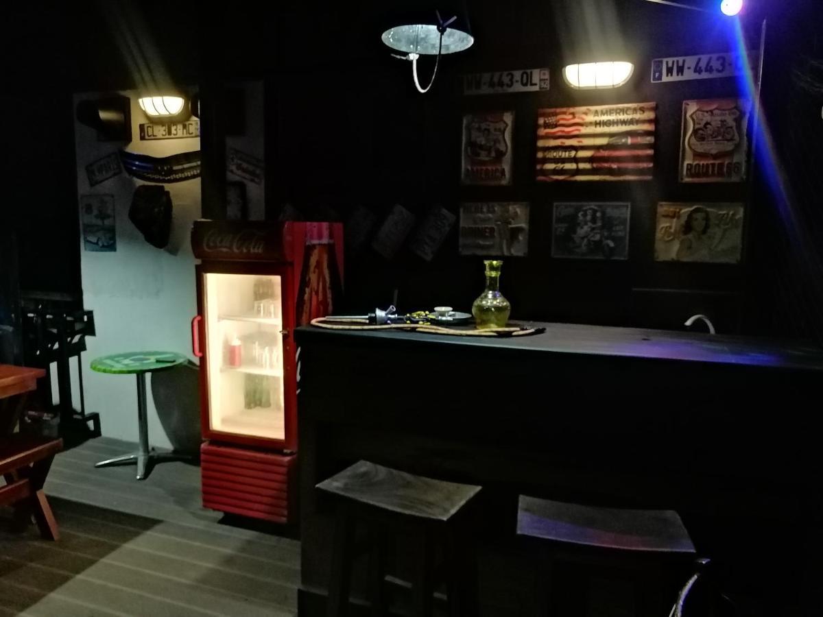 Le Petit Hotel & Restaurant 尼甘布 外观 照片